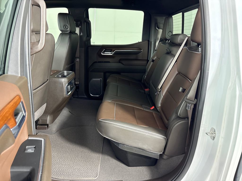 Used 2023 GMC Sierra 1500 Denali w/ Denali Reserve Package AWD/4WD image 32