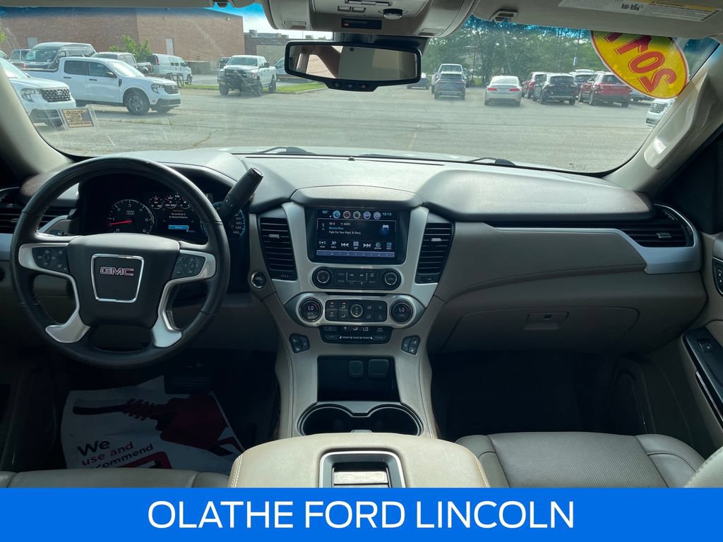 Used 2017 GMC Yukon SLT w/ Premium Edition AWD/4WD image 16