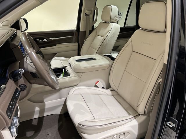 Used 2021 GMC Yukon Denali w/ Denali Premium Package AWD/4WD image 19