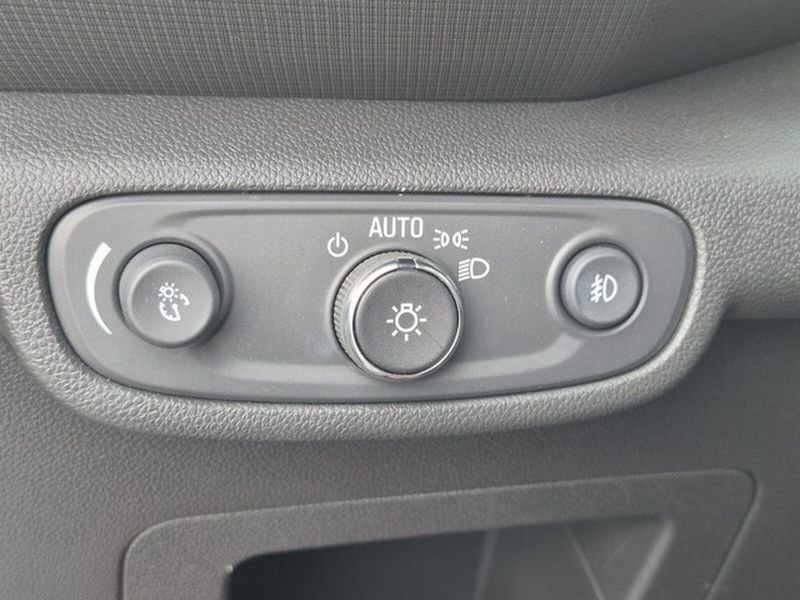 Used 2022 Chevrolet TrailBlazer LT image 36