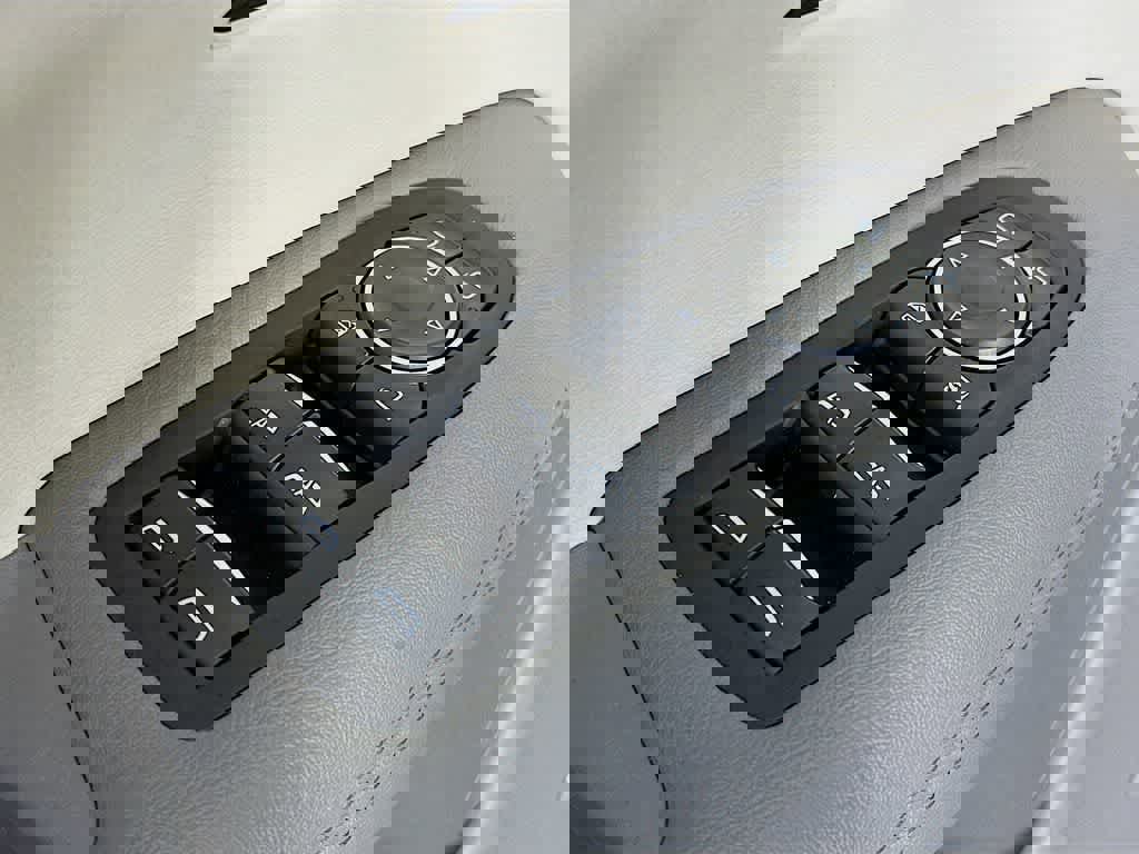 Used 2022 Cadillac XT5 Premium Luxury image 30