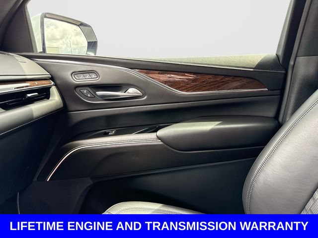 Used 2021 Cadillac Escalade Premium Luxury Platinum RWD image 24