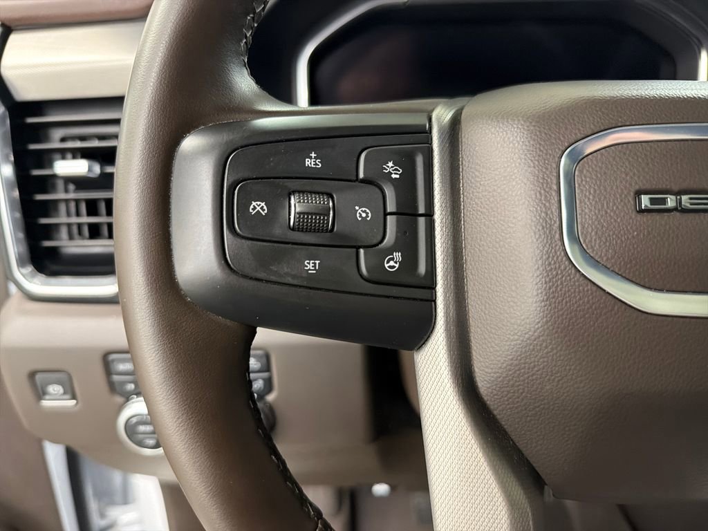 Used 2024 GMC Sierra 3500 Denali w/ Denali Reserve Package AWD/4WD image 21
