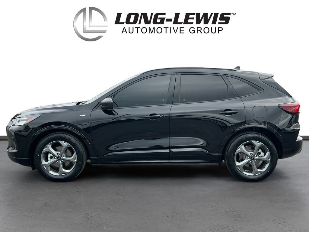 Certified 2023 Ford Escape ST-Line w/ Tech Pack #1 FWD image 2