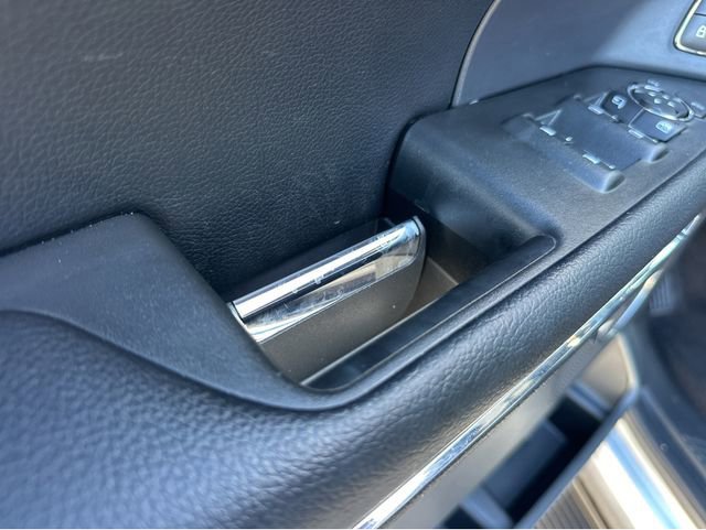 Certified 2021 Ford Expedition XLT image 40