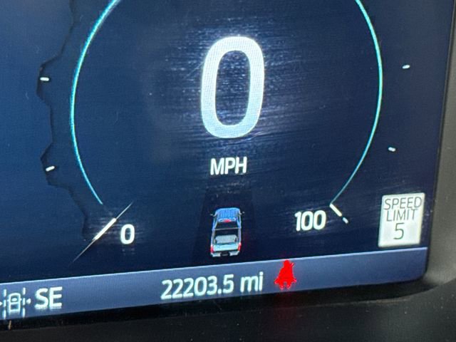 Certified 2024 Ford F250 Platinum w/ FX4 Off-Road Package image 30