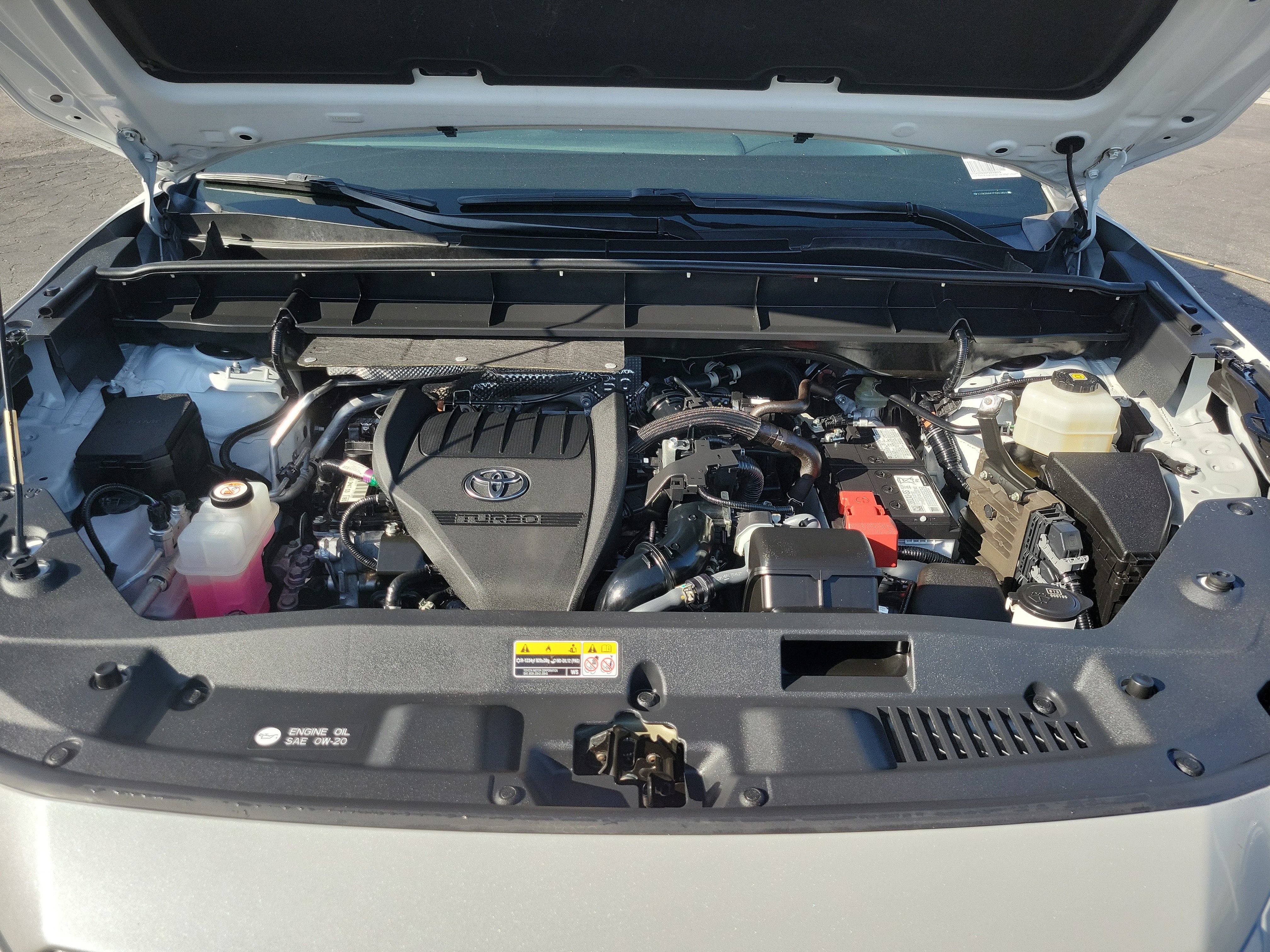 Used 2023 Toyota Highlander XLE FWD image 16
