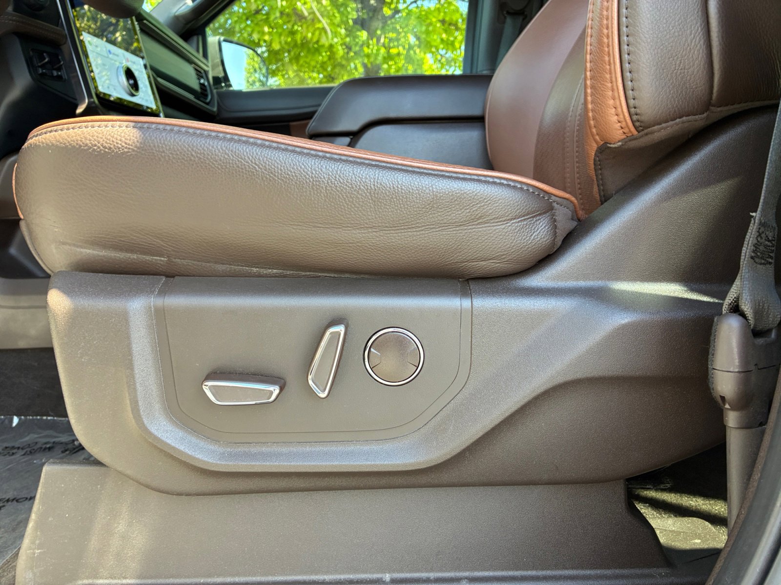 Certified 2024 Ford Expedition King Ranch AWD/4WD image 14