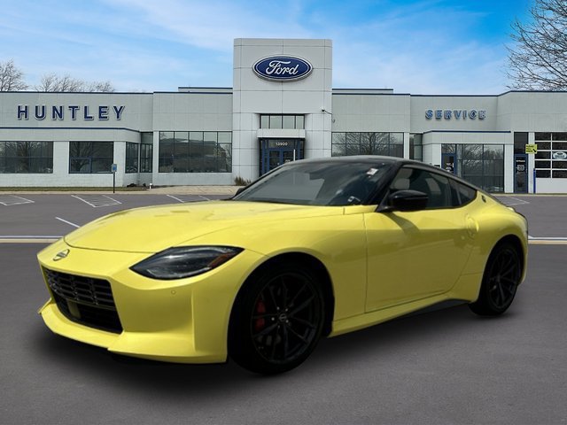 Used 2024 Nissan Z Performance w/ Floor Mat Package RWD image 1