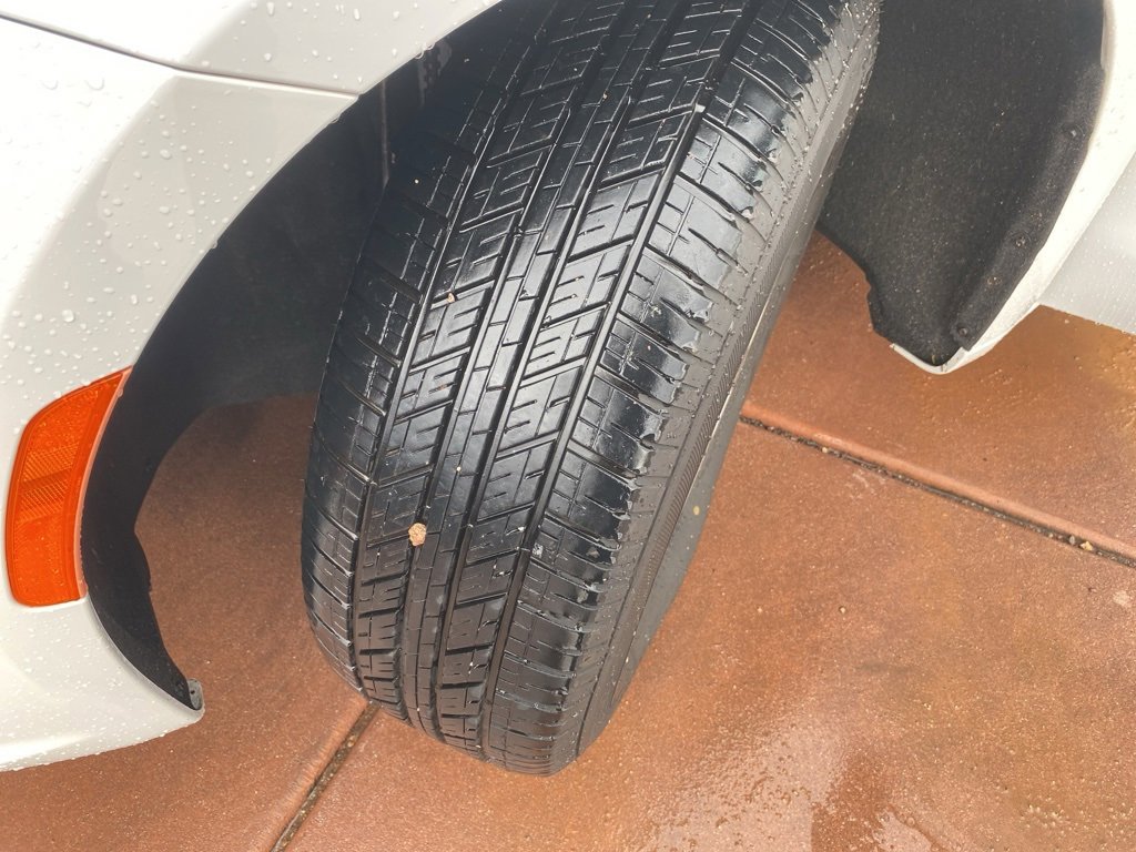 Used 2024 Chrysler Pacifica Touring-L image 48