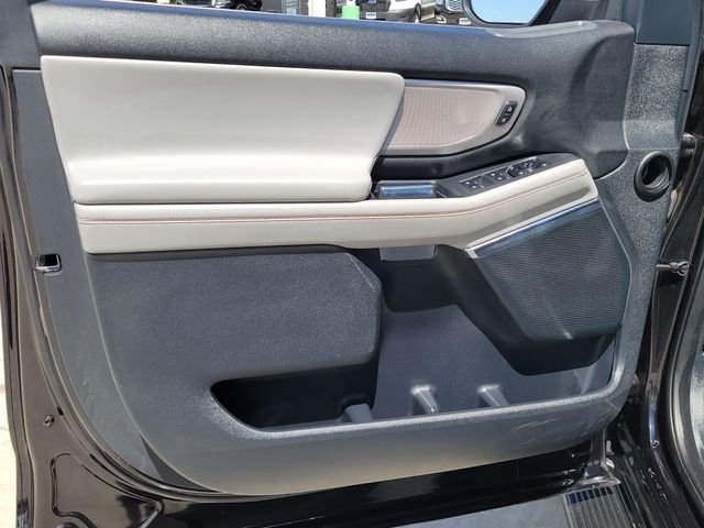 Certified 2025 Ford Expedition Max Active AWD/4WD image 7