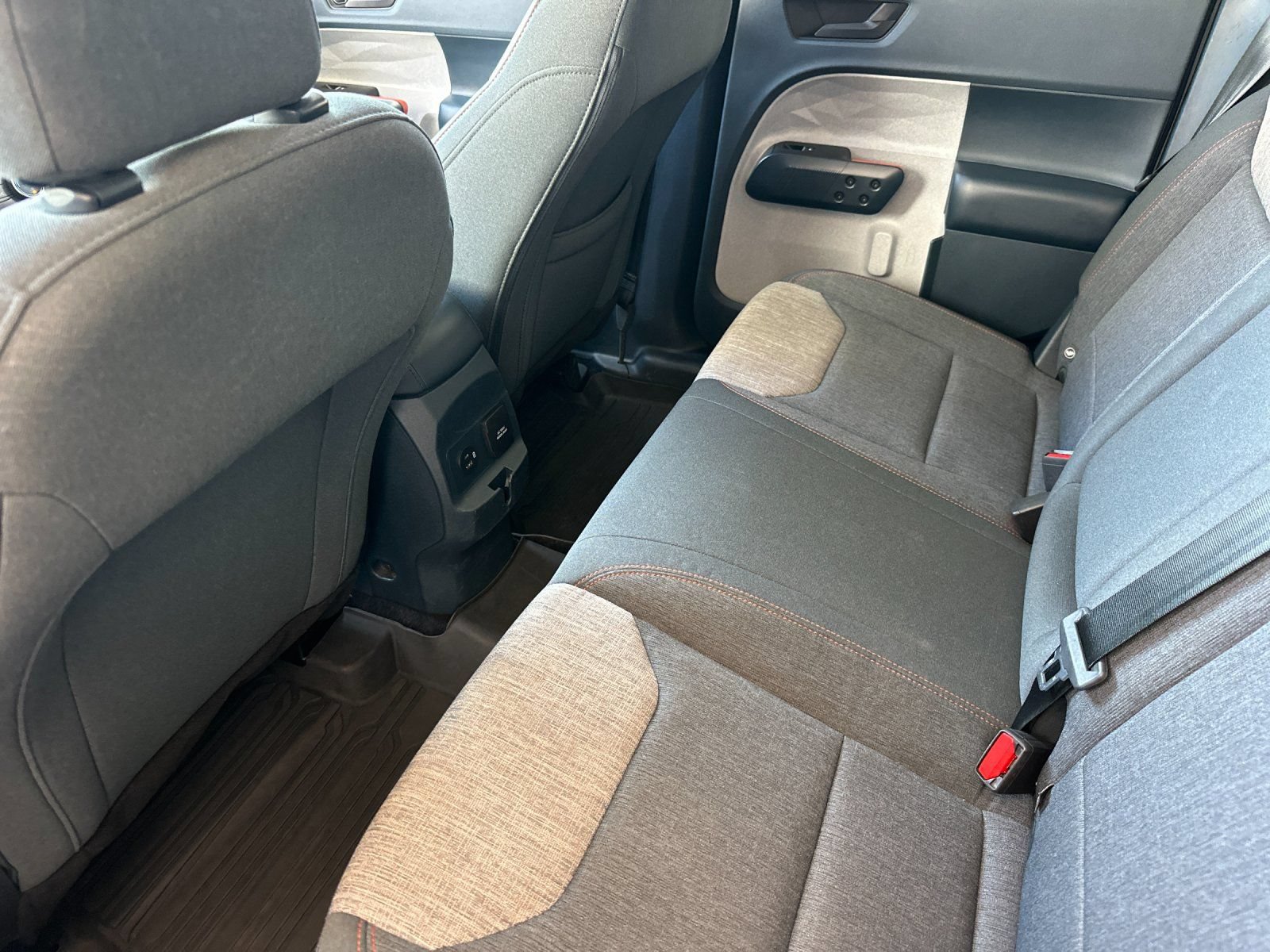 Certified 2022 Ford Maverick XLT FWD image 11