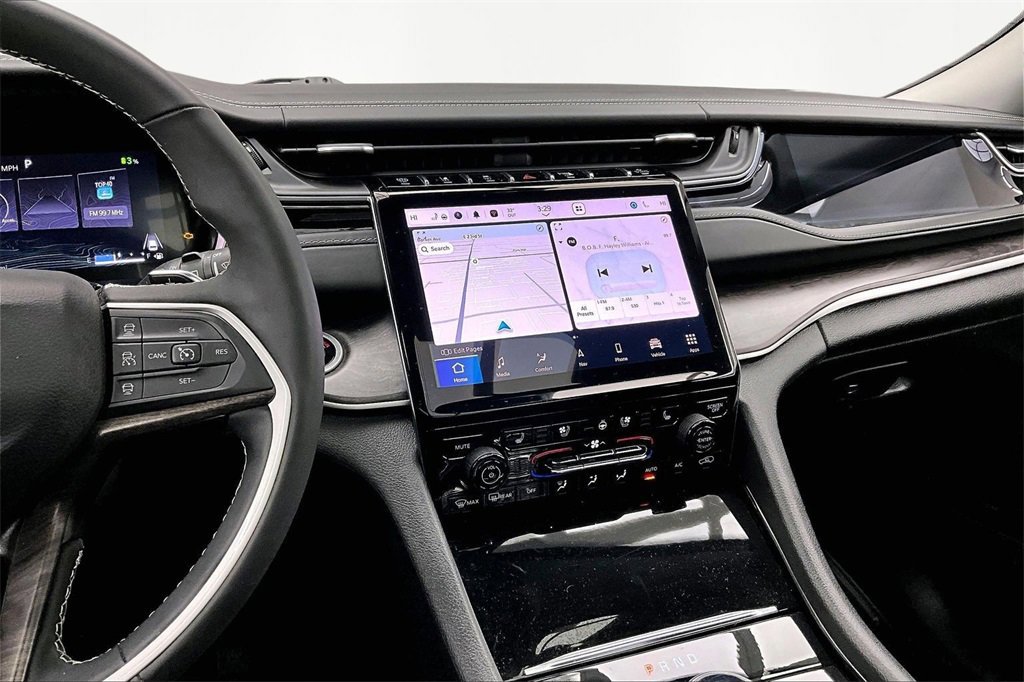 Used 2022 Jeep Grand Cherokee Limited 4xe w/ Luxury Tech Group II image 8