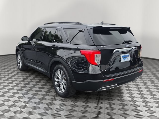 Certified 2023 Ford Explorer XLT w/ Equipment Group 202A RWD image 4