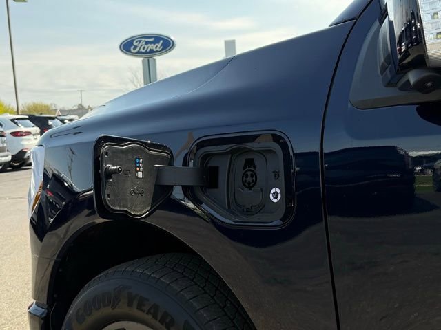 Certified 2025 Ford F150 Lightning Lariat AWD/4WD image 55