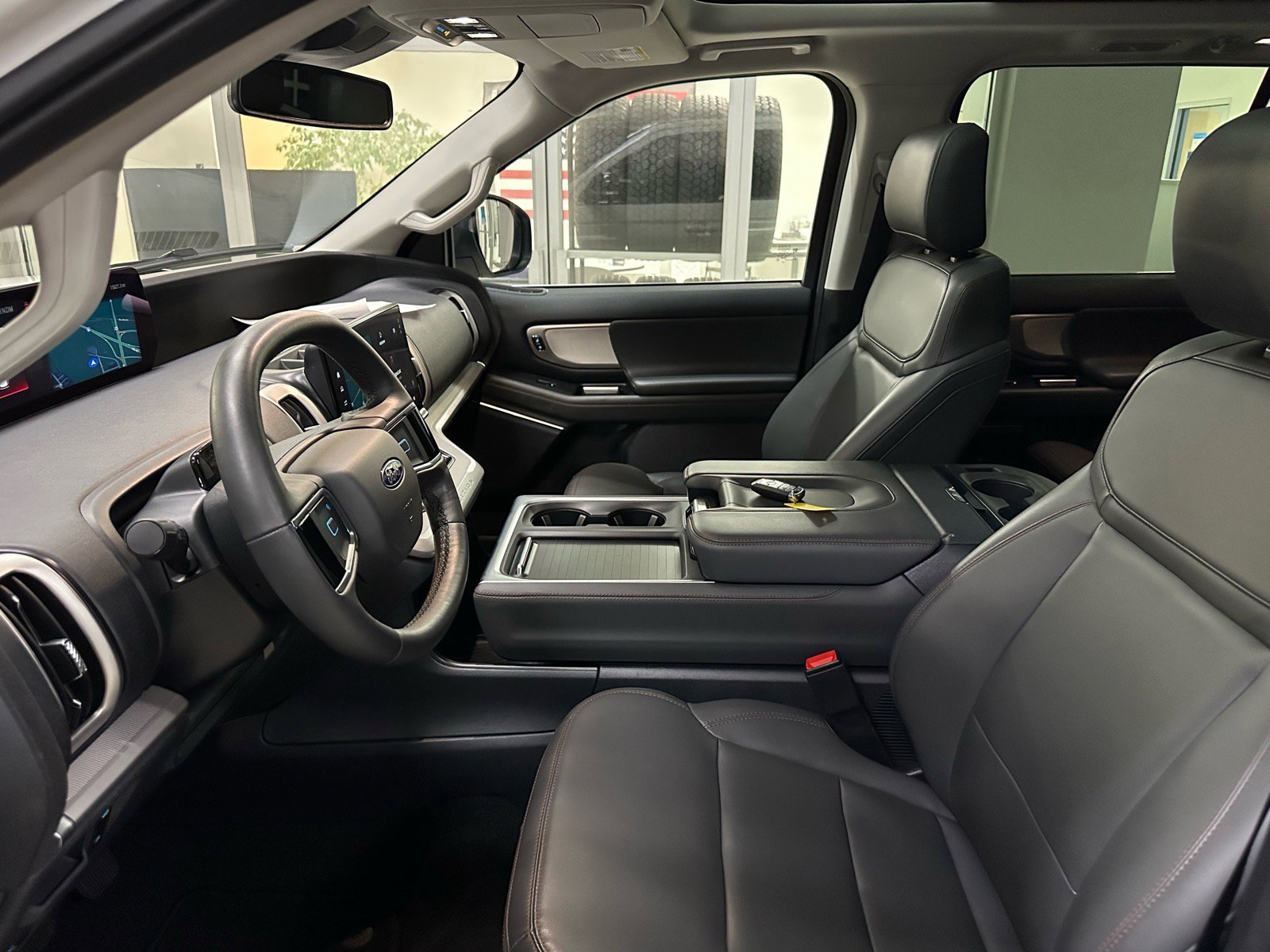 Certified 2025 Ford Expedition Active image 20