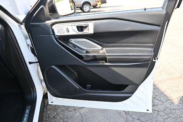 Certified 2021 Ford Explorer Platinum w/ Equipment Group 601A AWD/4WD image 25