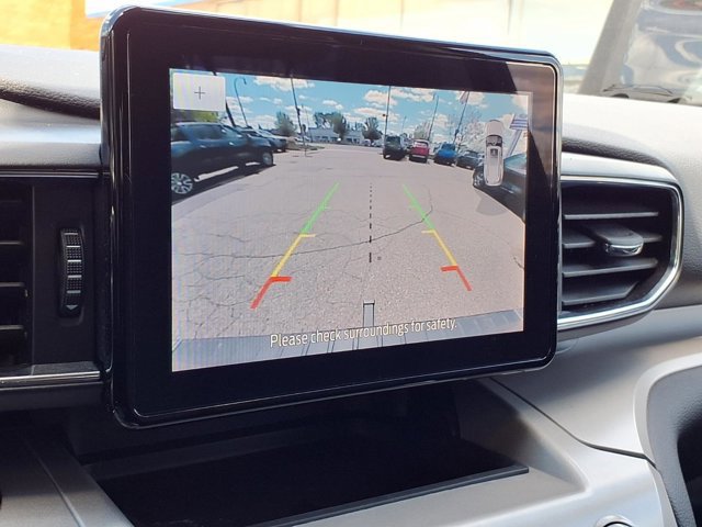 Certified 2023 Ford Explorer XLT w/ Equipment Group 202A AWD/4WD image 9