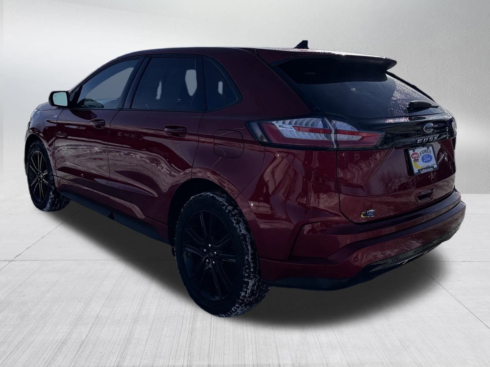 Certified 2024 Ford Edge ST-Line image 3