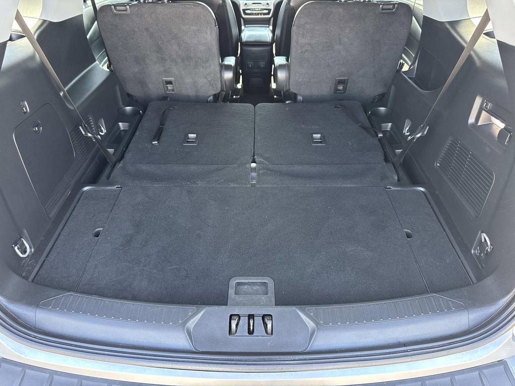 Certified 2023 Ford Explorer XLT w/ Equipment Group 202A image 26