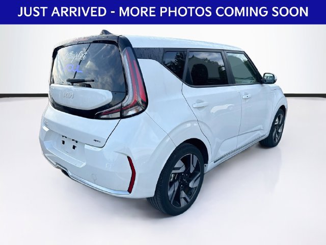 Used 2023 Kia Soul GT-Line w/ GT-Line Technology Package FWD image 8