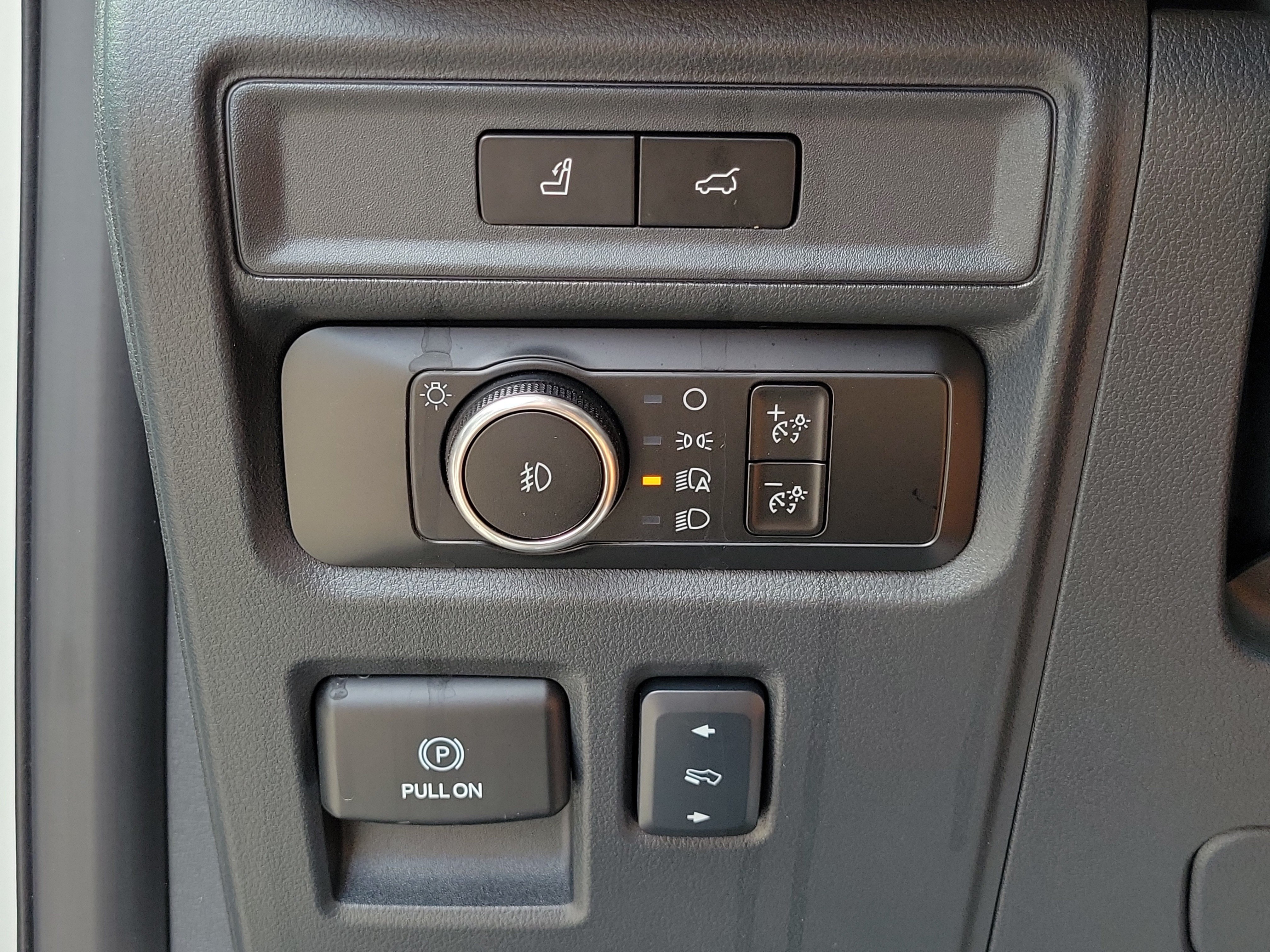 Certified 2024 Ford Expedition Max XLT RWD image 28