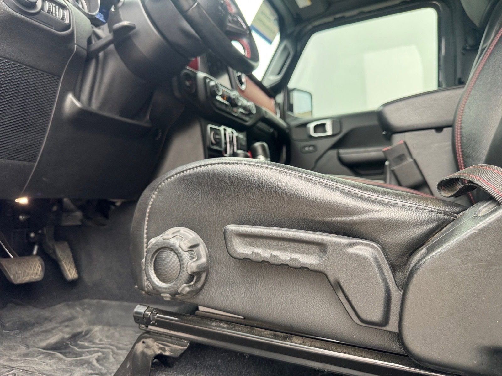 Used 2020 Jeep Wrangler Unlimited Rubicon image 21