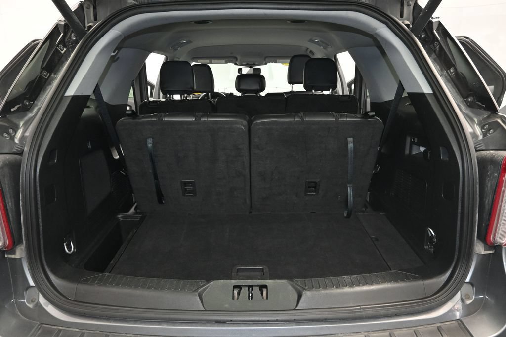 Certified 2023 Ford Explorer Limited RWD image 11