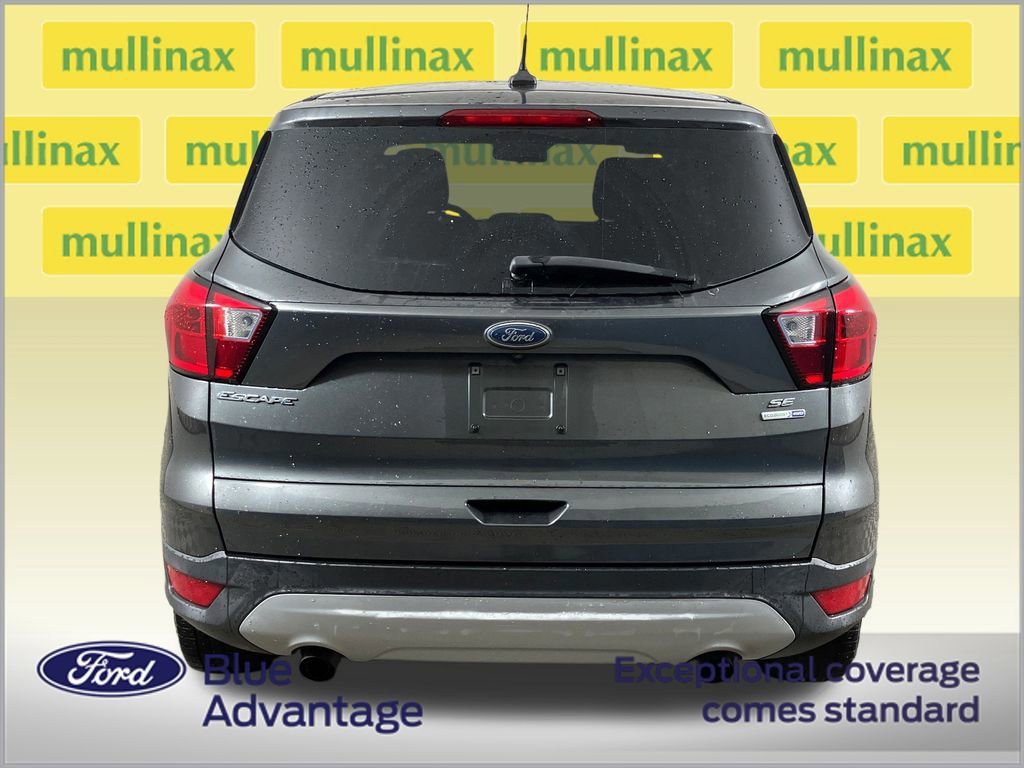 Certified 2019 Ford Escape SE image 4
