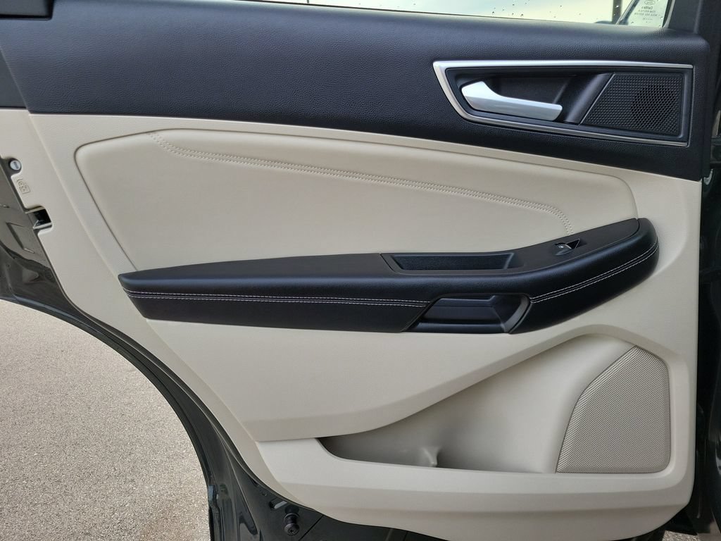 Certified 2023 Ford Edge Titanium w/ Equipment Group 301A AWD/4WD image 11