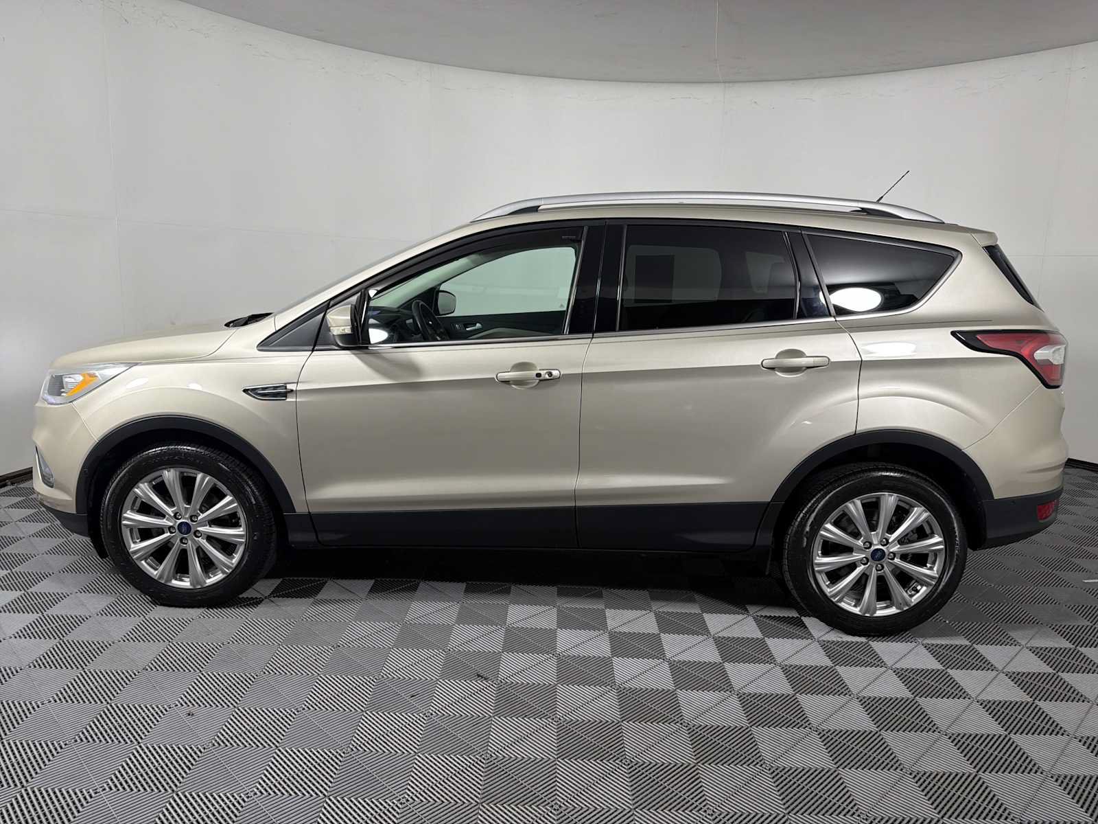 Certified 2017 Ford Escape Titanium w/ Equipment Group 301A FWD image 6