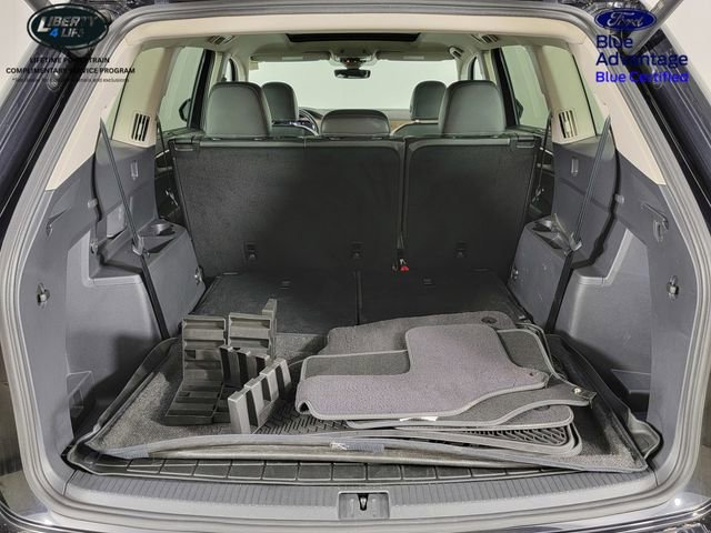 Used 2024 Volkswagen Atlas SE AWD/4WD image 17