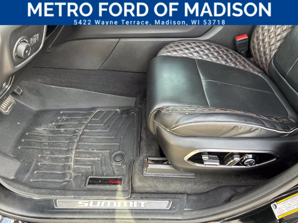 Used 2021 Jeep Grand Cherokee L Summit AWD/4WD image 14