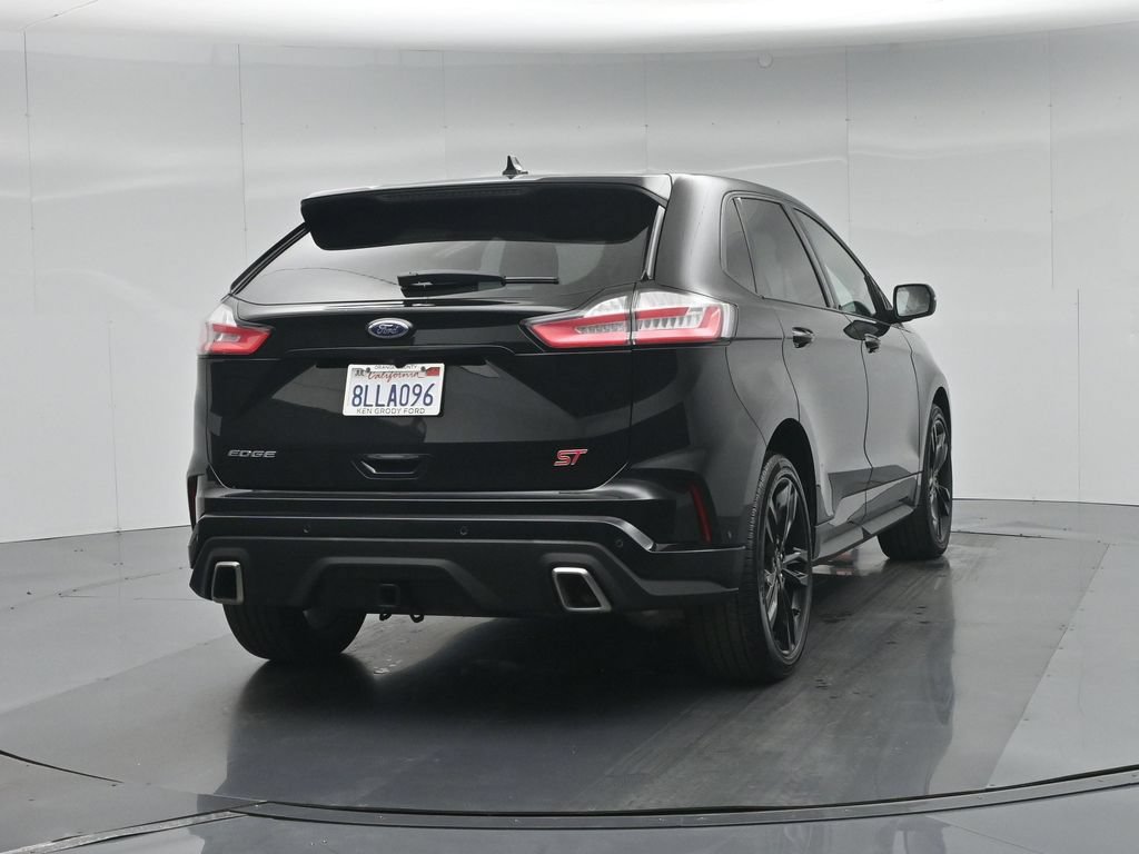 Certified 2019 Ford Edge ST w/ Equipment Group 401A AWD/4WD image 59