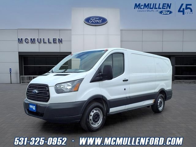Certified 2017 Ford Transit 150 130 Low Roof RWD image 7