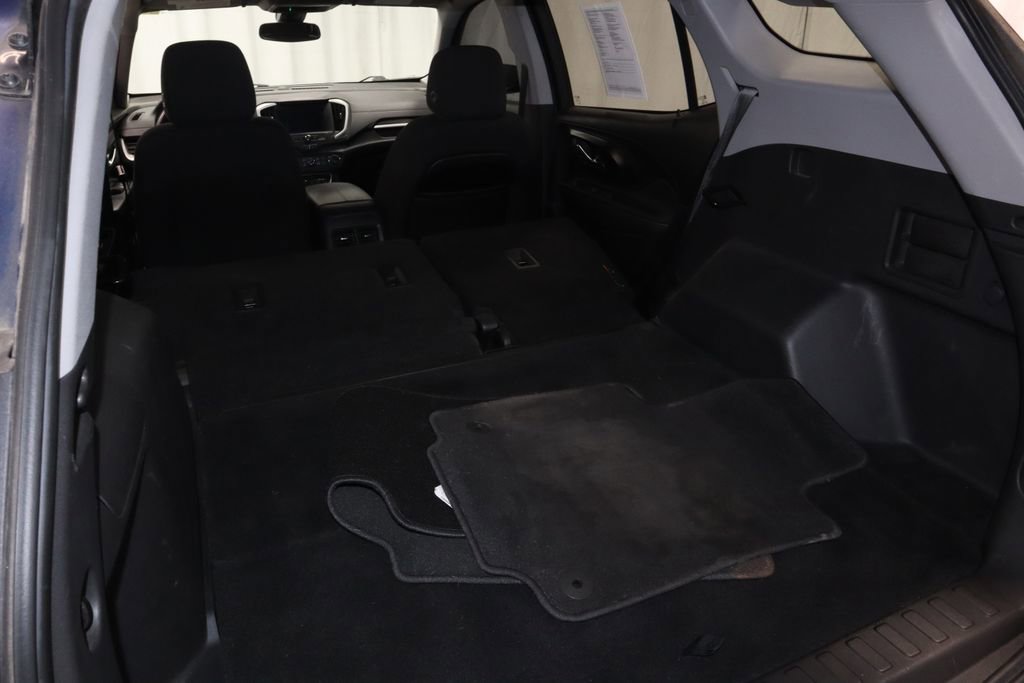 Used 2022 GMC Terrain SLE w/ Driver Convenience Package FWD image 15