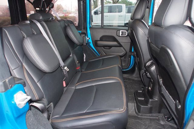 Used 2024 Jeep Wrangler Unlimited Sahara w/ Technology Group image 13