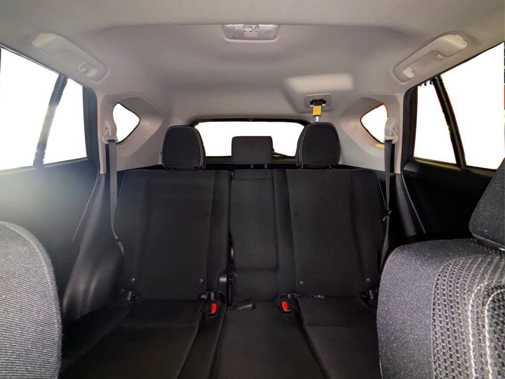 Used 2018 Toyota RAV4 XLE w/ Plus Extra Value Package image 22