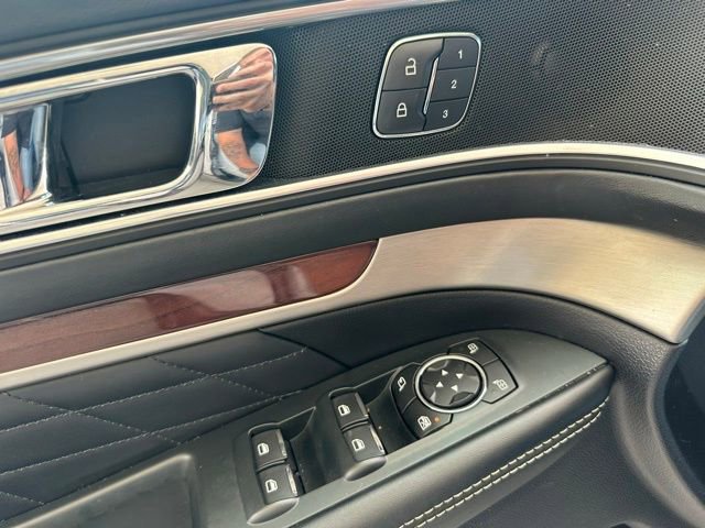 Certified 2019 Ford Explorer Platinum image 23