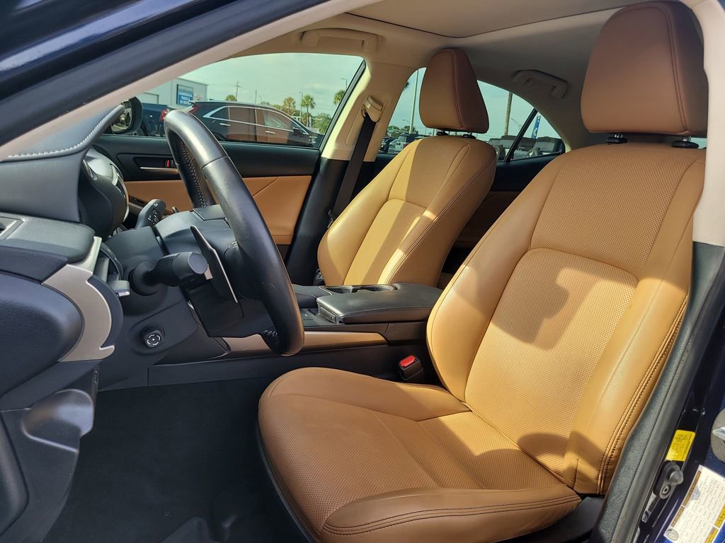 Used 2019 Lexus IS 300 AWD w/ Navigation Package image 15