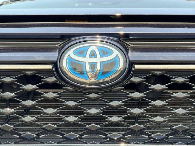 Used 2024 Toyota RAV4 SE w/ Weather & Moonroof Package AWD/4WD image 12