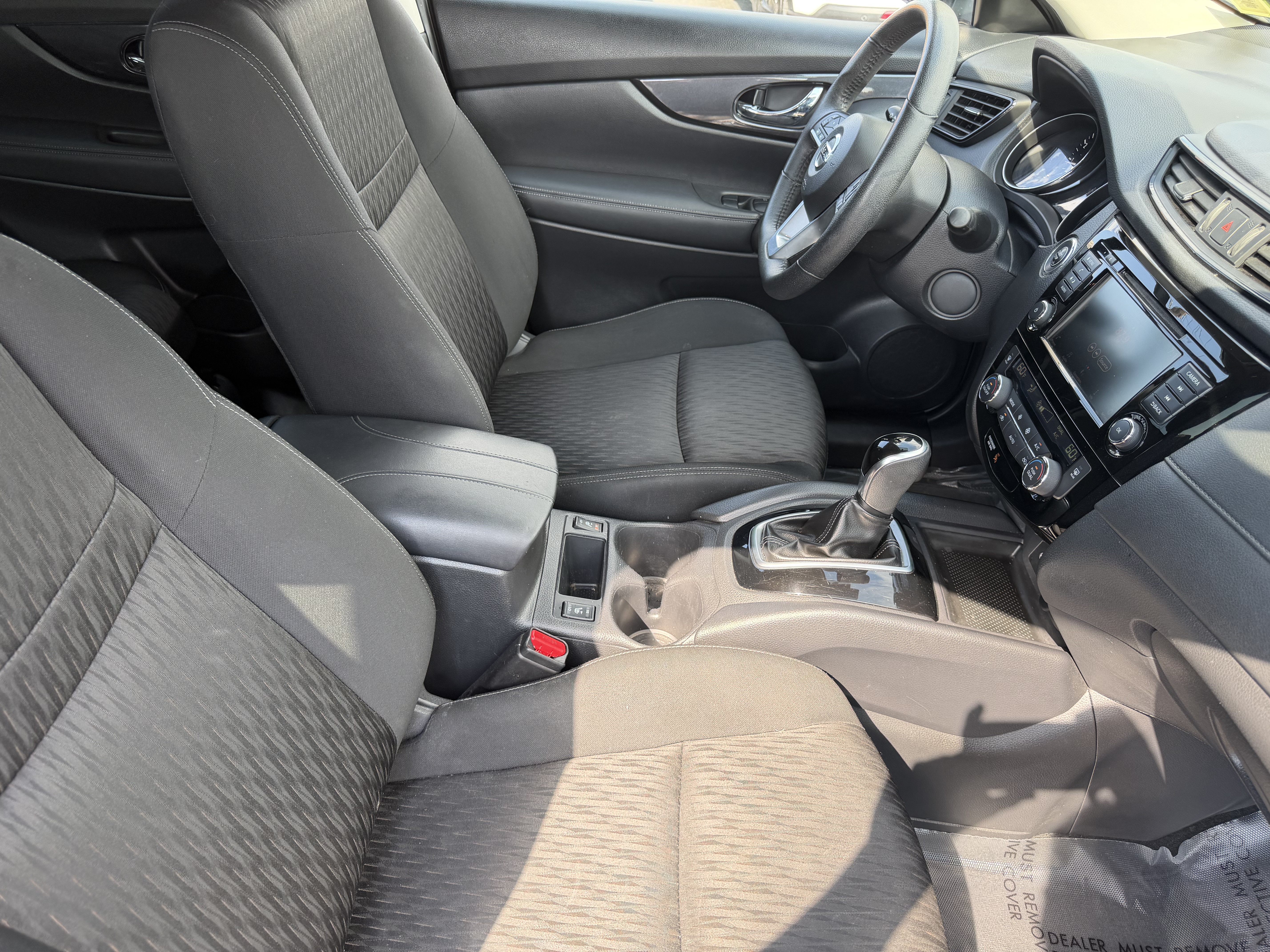 Used 2019 Nissan Rogue SV AWD/4WD image 13