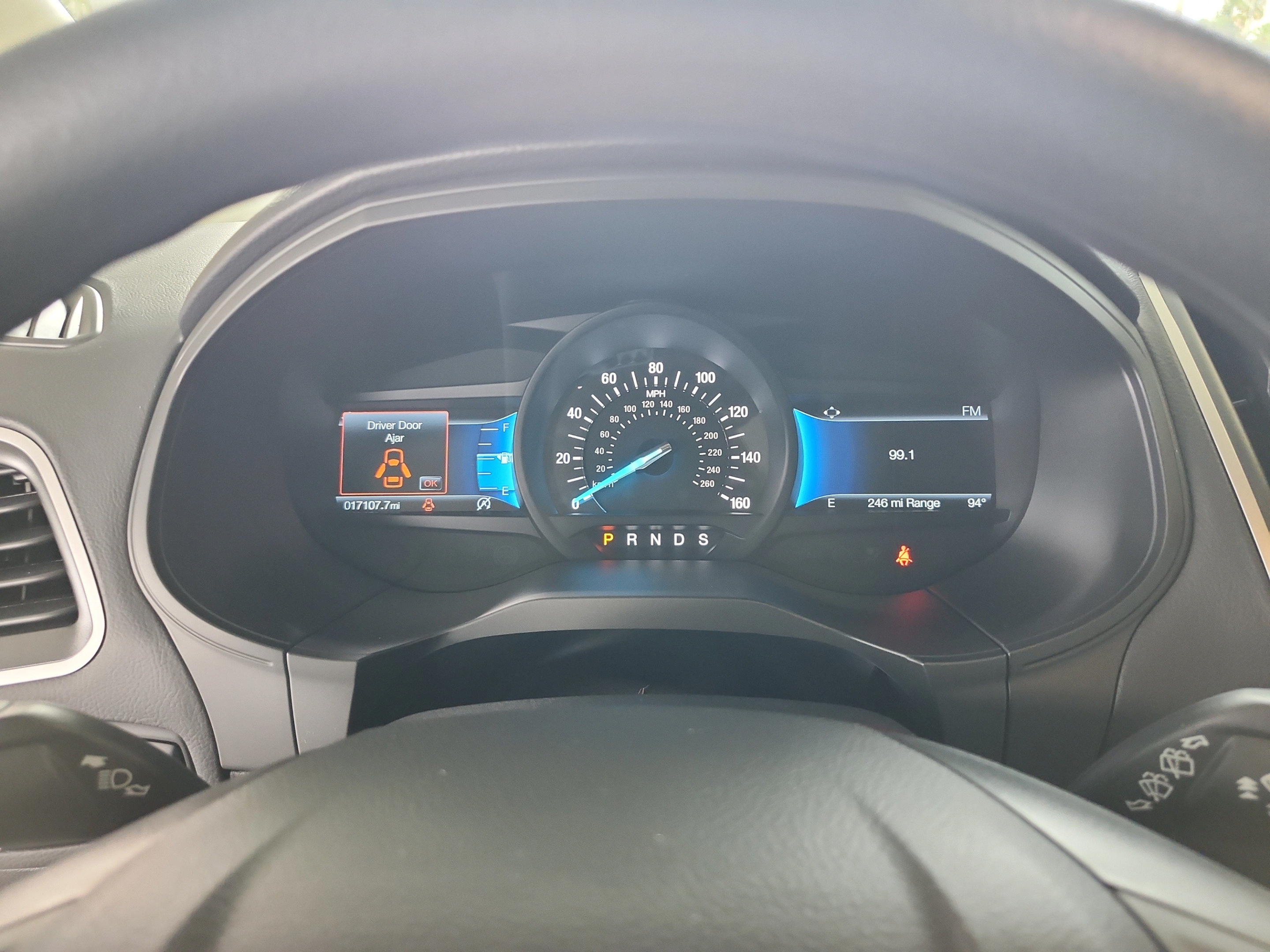 Certified 2024 Ford Edge SE w/ Black Appearance Package AWD/4WD image 10