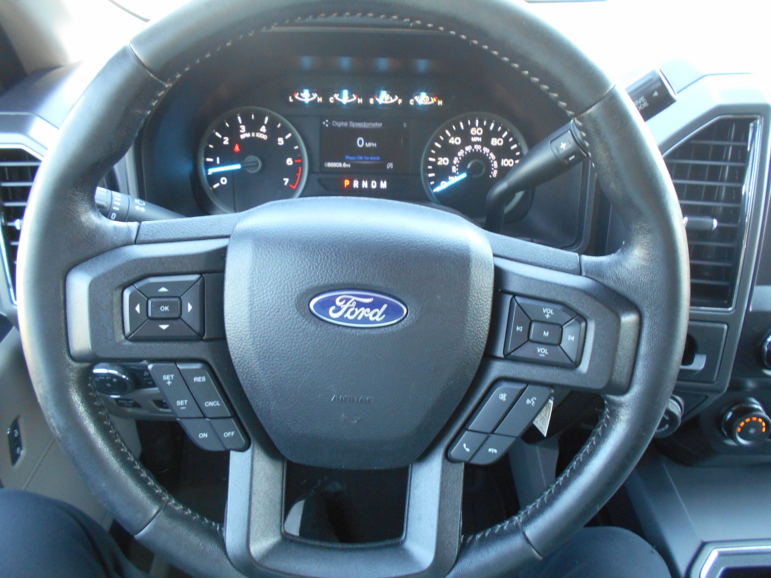 Certified 2020 Ford F150 XLT w/ Equipment Group 302A Luxury RWD image 10