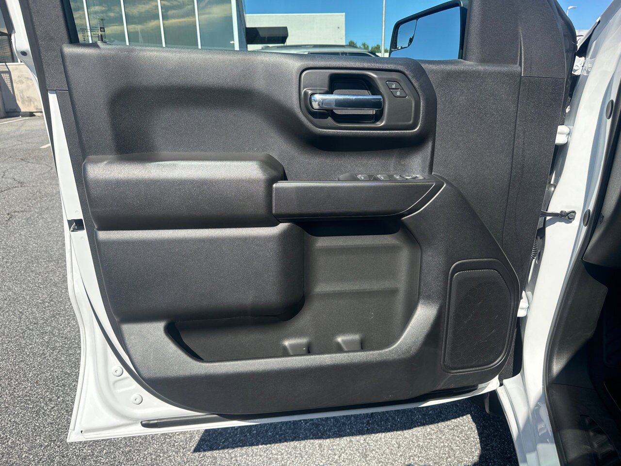 Used 2024 GMC Sierra 1500 Pro w/ Graphite Edition AWD/4WD image 11