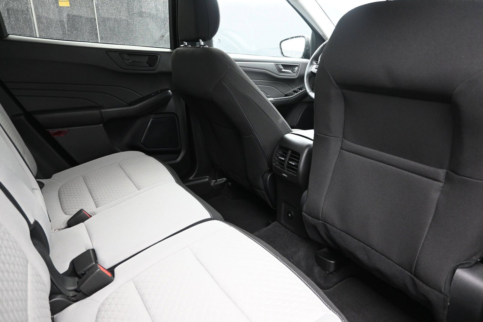 Certified 2024 Ford Escape Active AWD/4WD image 23