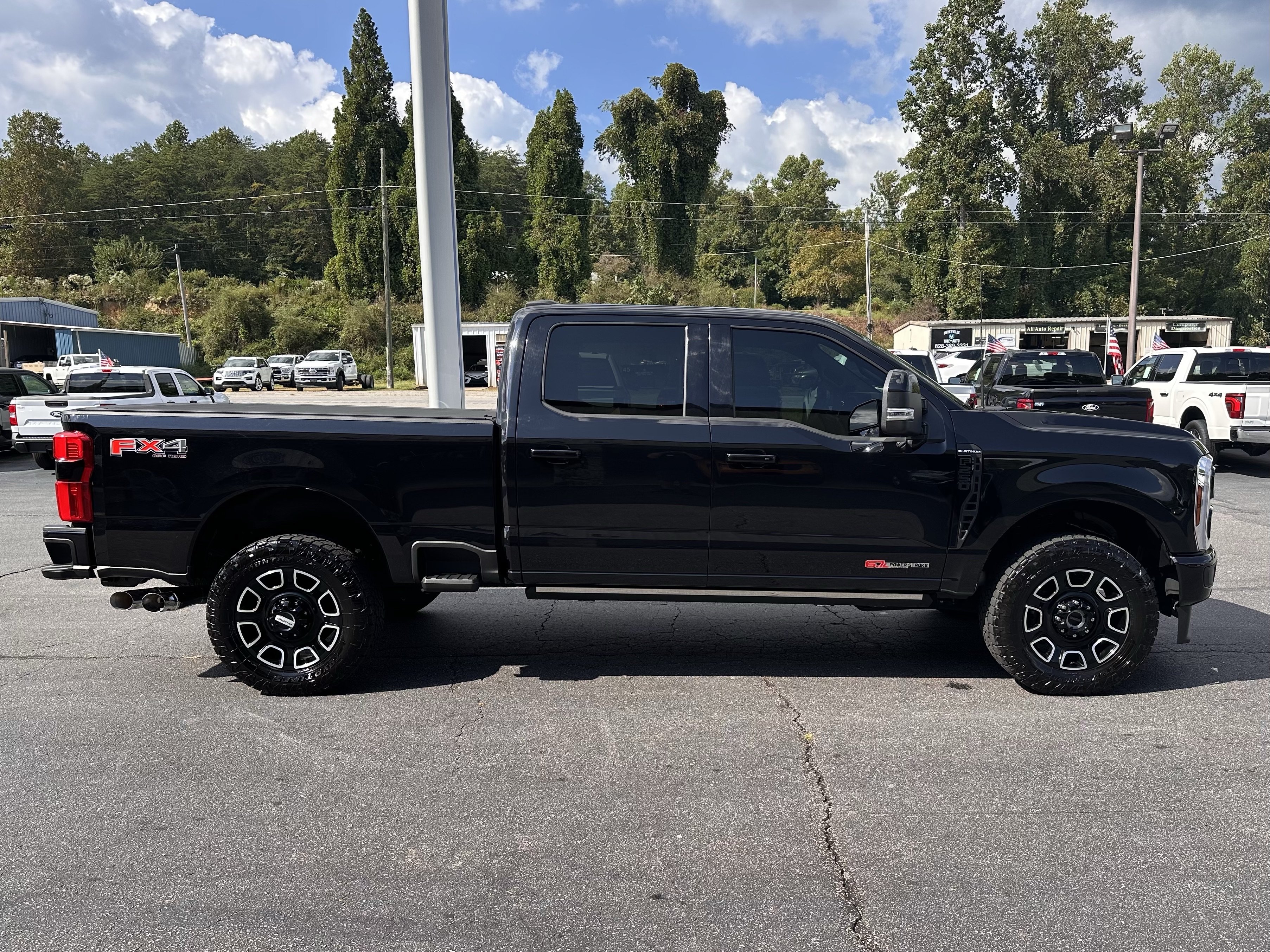 Certified 2025 Ford F250 Platinum AWD/4WD image 5