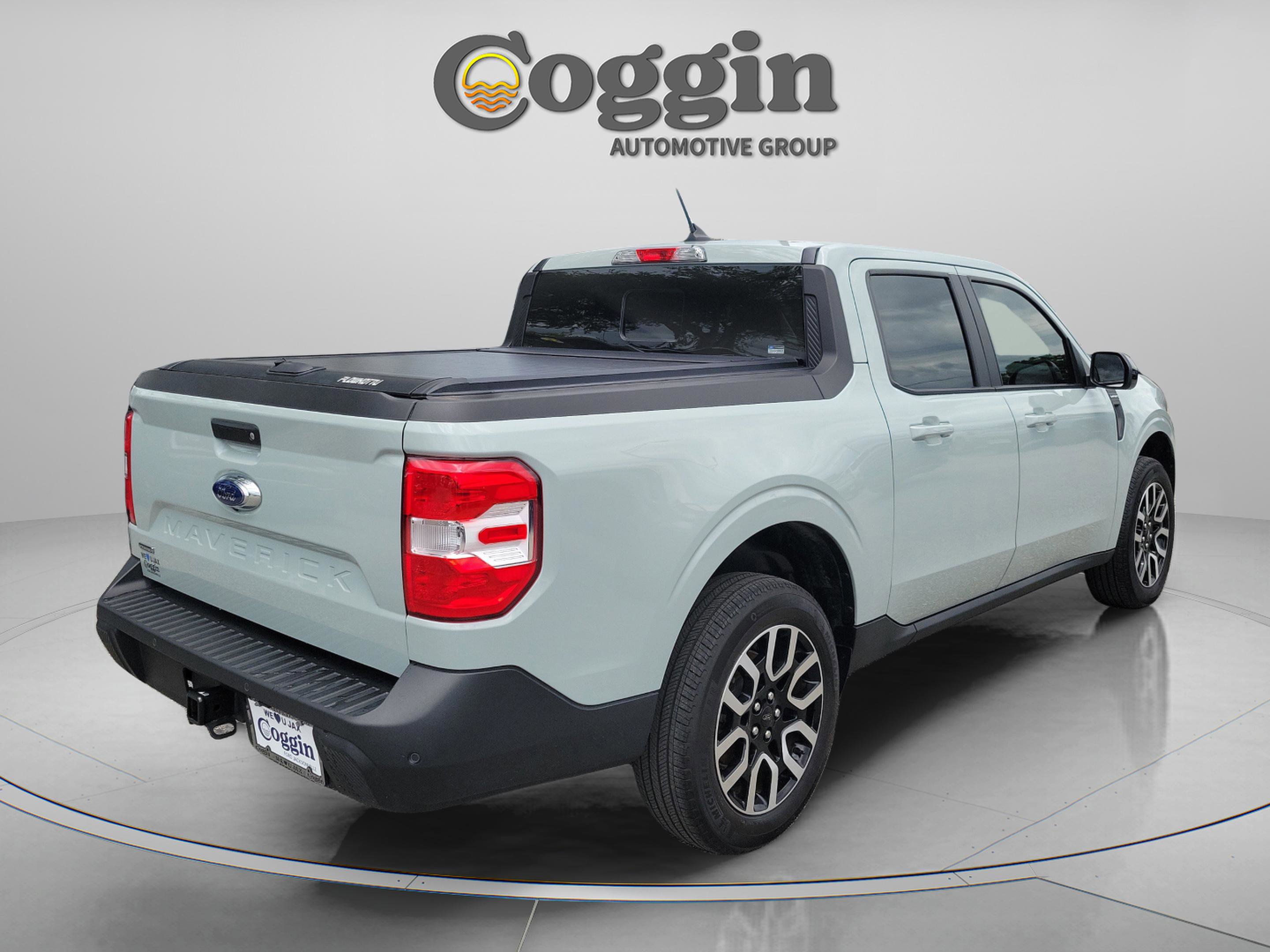 Certified 2024 Ford Maverick Lariat FWD image 3