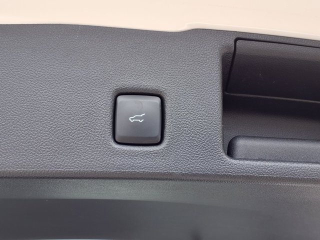 Certified 2024 Ford Escape ST-Line Select w/ Tech Pack #1 AWD/4WD image 21
