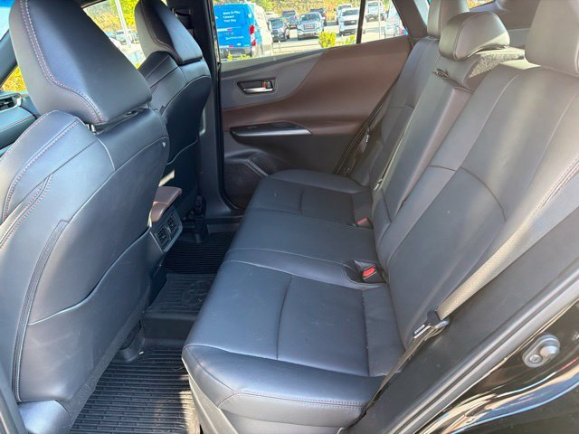 Used 2022 Toyota Venza XLE AWD/4WD image 14